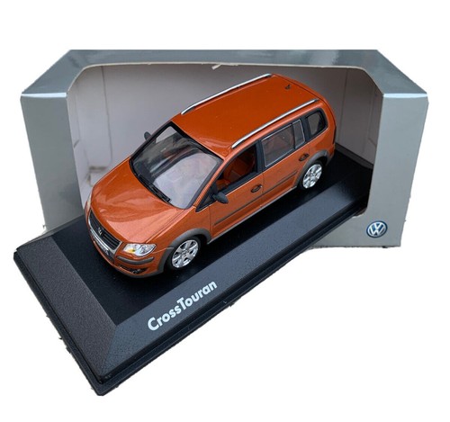 Volkswagen cross touran - volkswagen,
